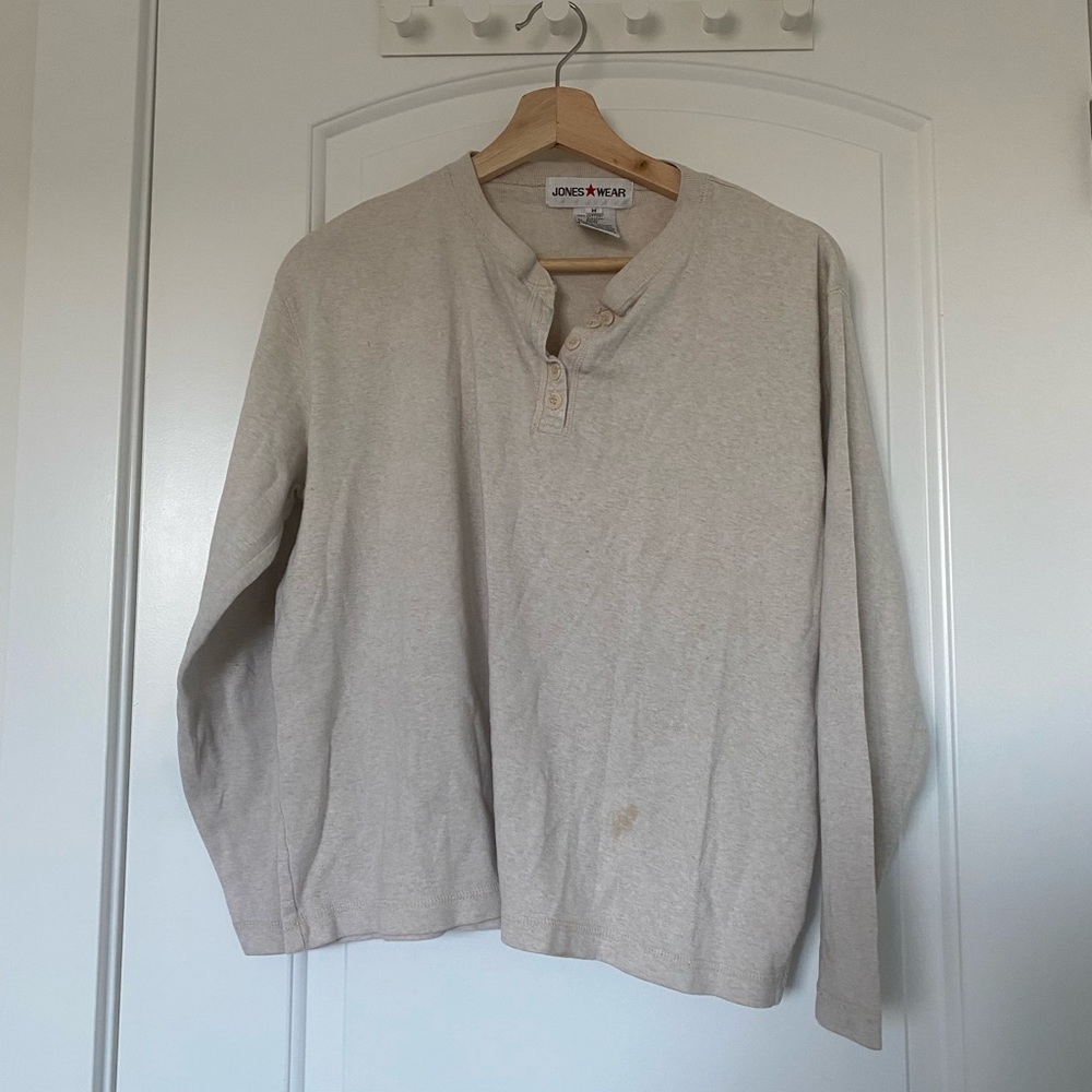 Creamy long sleeve shirt